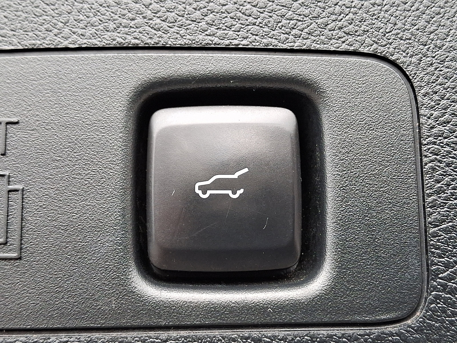 Used 2022 Lincoln Corsair Reserve w/ Elements Package image 31