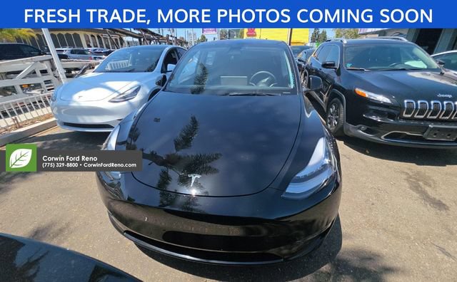 Used 2023 Tesla Model Y Long Range AWD/4WD image 2