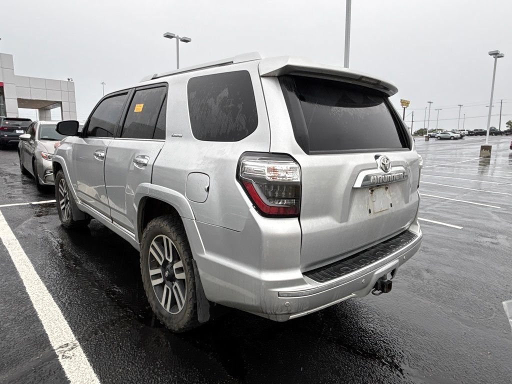 Used 2017 Toyota 4Runner Limited AWD/4WD image 3