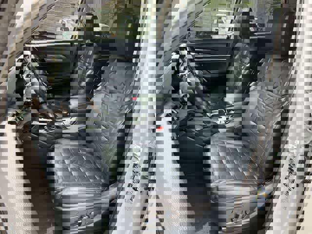 Used 2022 Kia Telluride SX w/ SX Prestige Package image 13