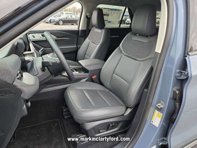 New 2025 Ford Explorer Active w/ Active Comfort Package image 5