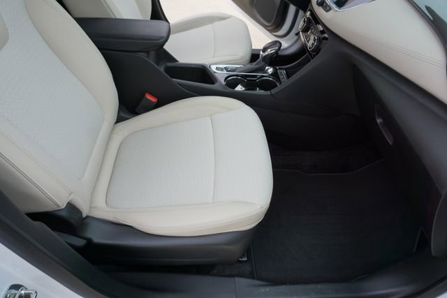 Used 2023 Buick Encore GX Select w/ Safety Package II image 20
