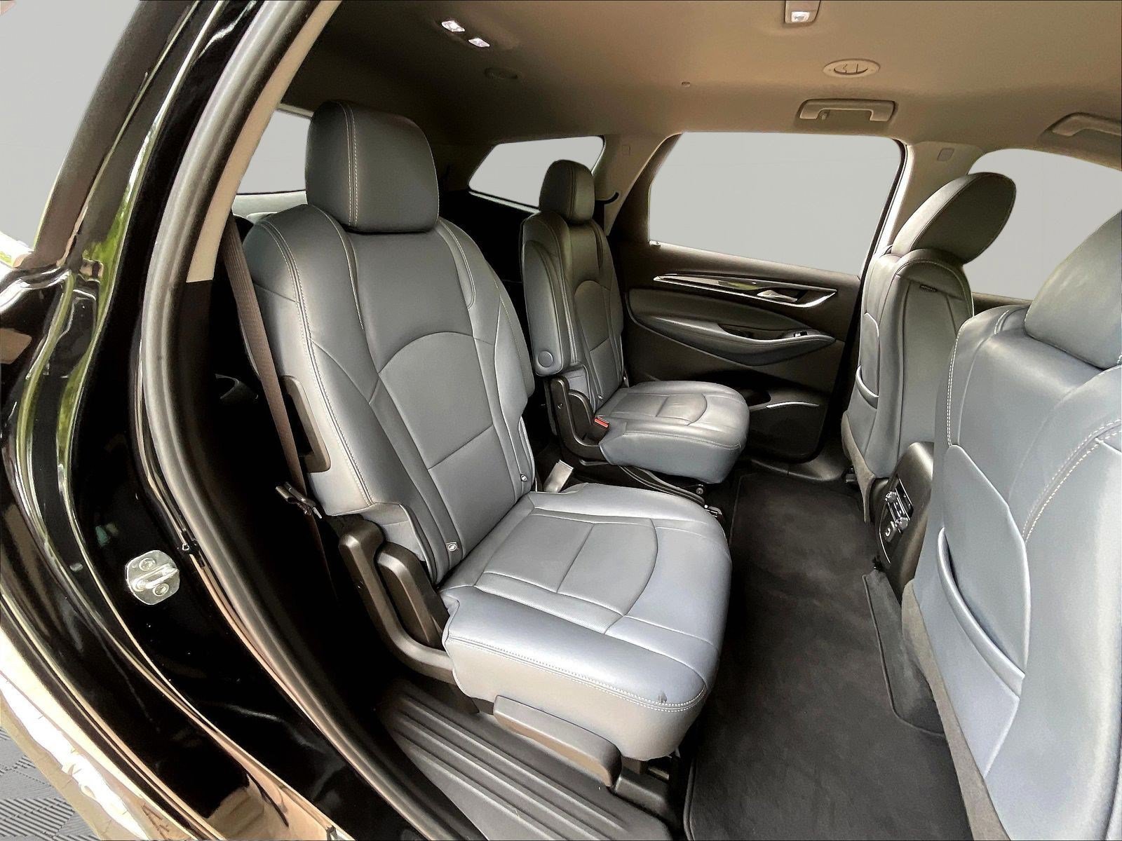 Used 2021 Buick Enclave Essence FWD image 24