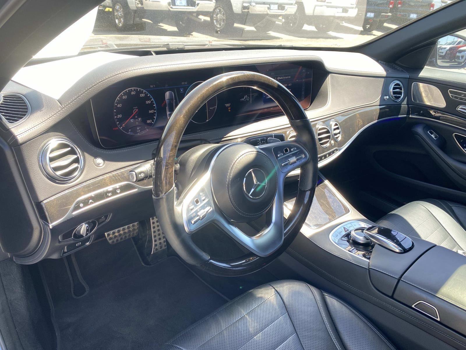 Used 2019 Mercedes-Benz S 560 Sedan image 27