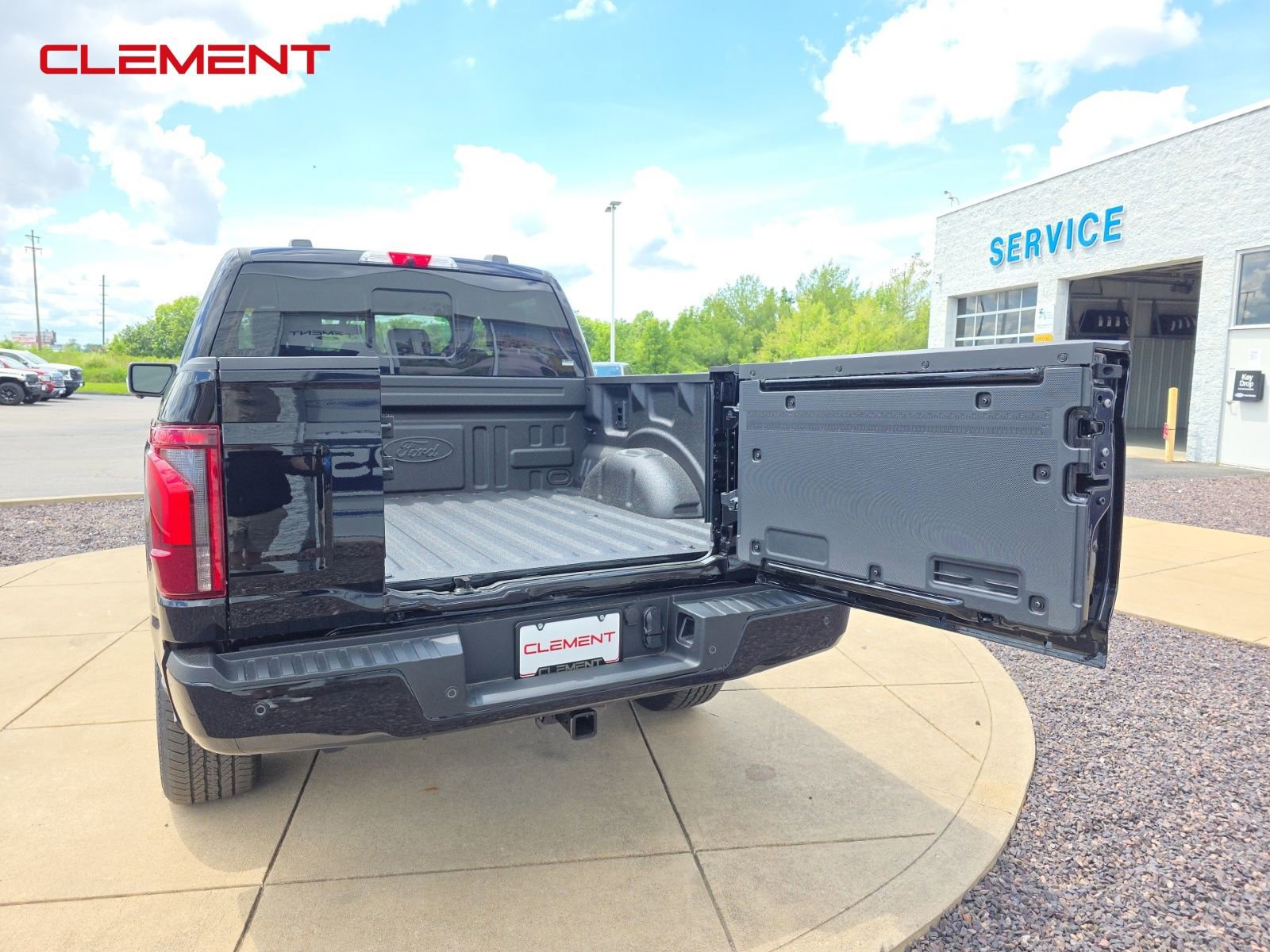 New 2025 Ford F150 Platinum w/ Equipment Group 702A High image 11