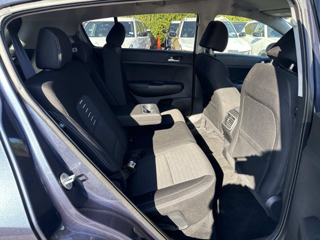 Used 2019 Kia Sportage LX w/ Option Group 017 FWD image 11