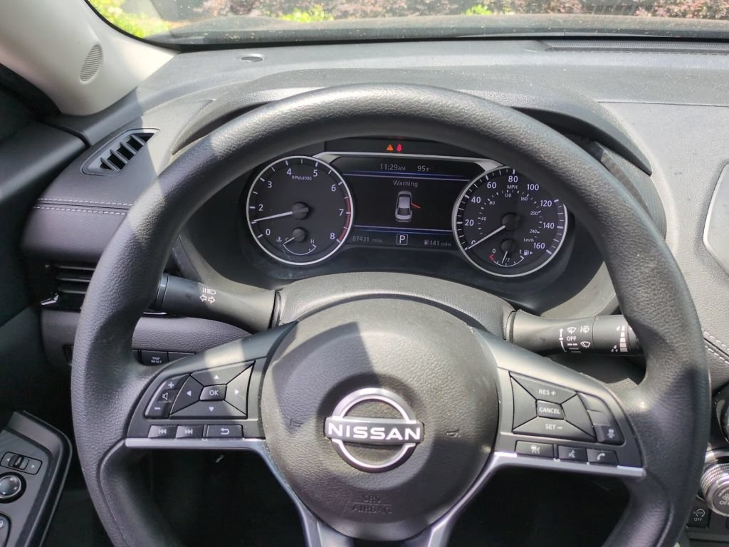Used 2024 Nissan Sentra SV FWD image 10