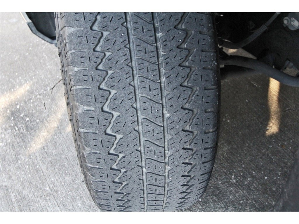 Used 2024 GMC Sierra 1500 SLT image 28