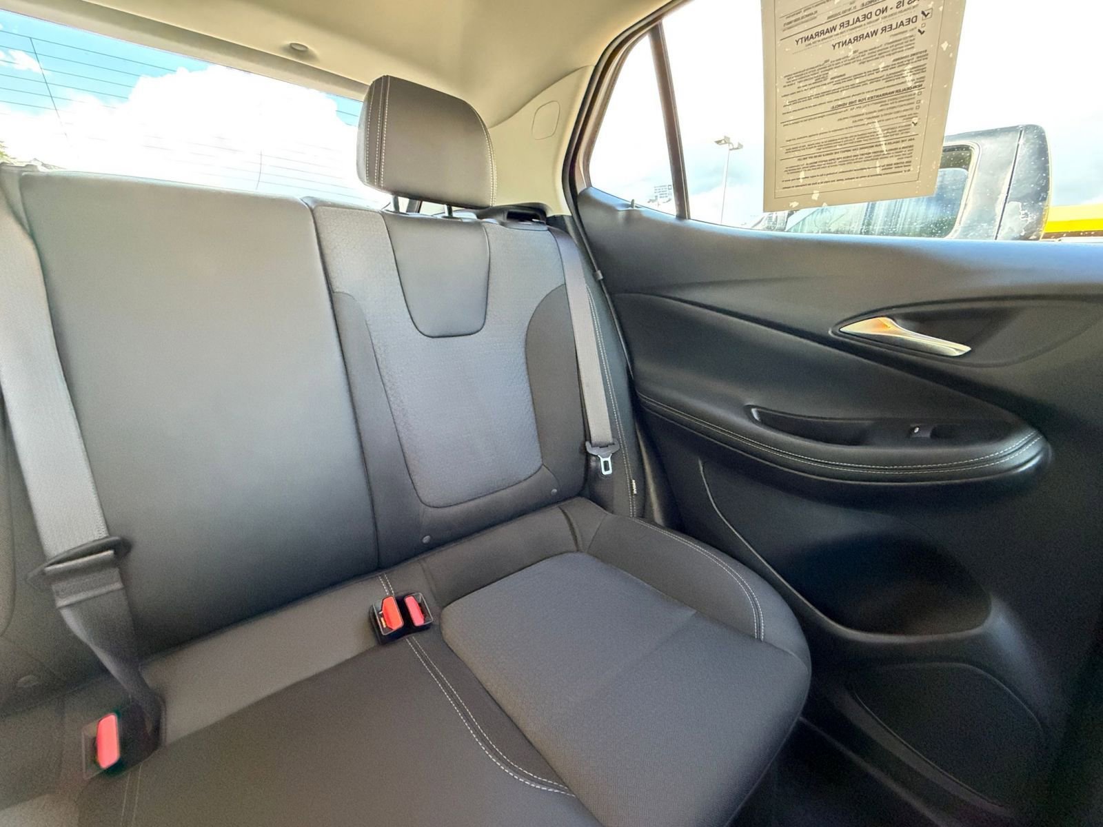 Used 2025 Buick Encore GX Preferred AWD/4WD image 35