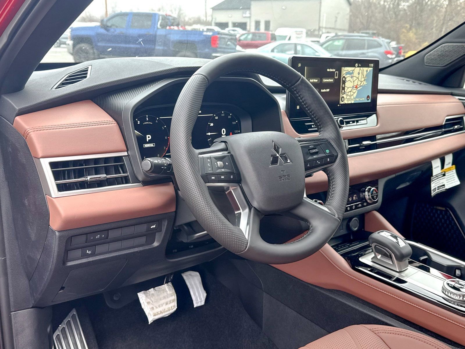 New 2025 Mitsubishi Outlander SEL image 19