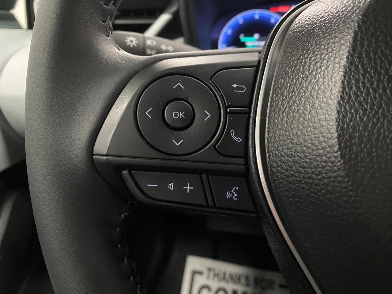 Used 2026 Toyota Corolla SE w/ SE Package image 15