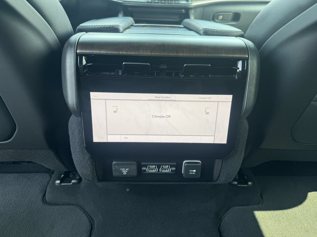 Used 2022 Jeep Grand Wagoneer Series I w/ Flexible Seating Group AWD/4WD image 10