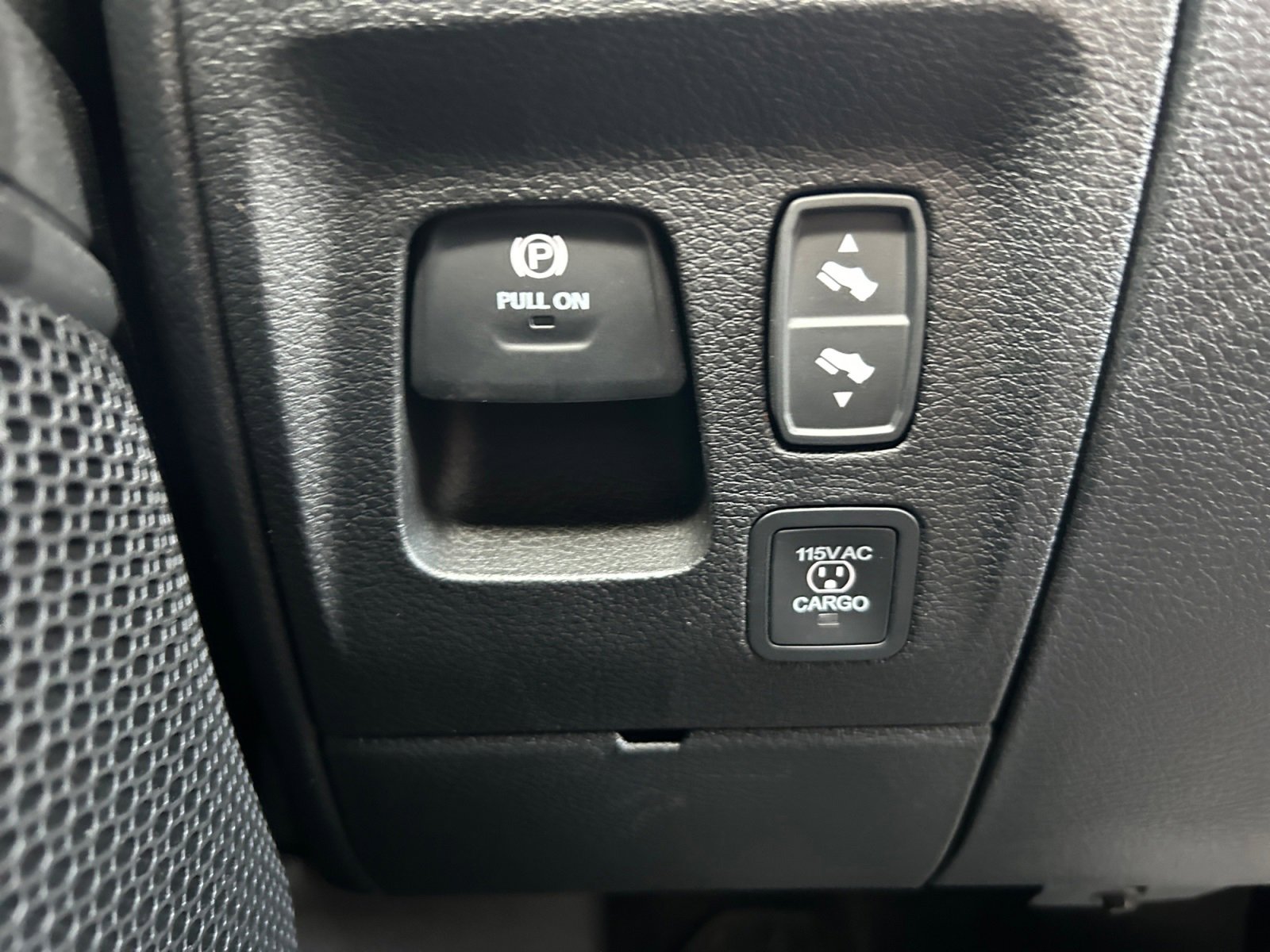 New 2026 RAM 1500 4x4 Crew Cab image 28