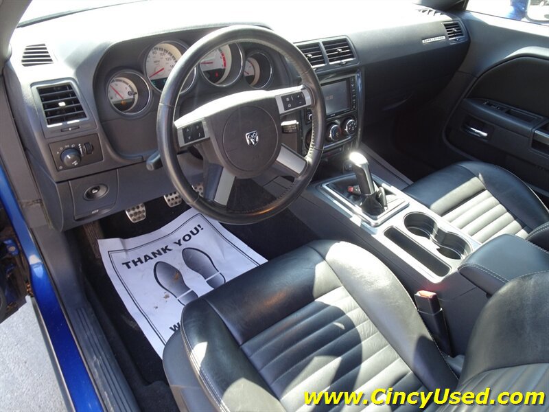Used 2010 Dodge Challenger R/T RWD image 11