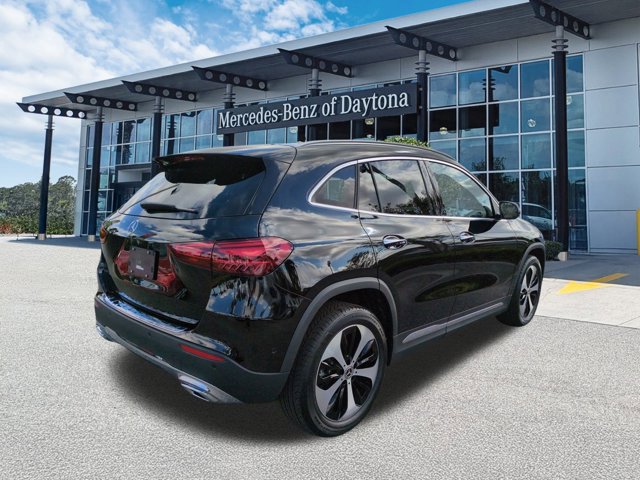 Used 2025 Mercedes-Benz GLA 250 image 4