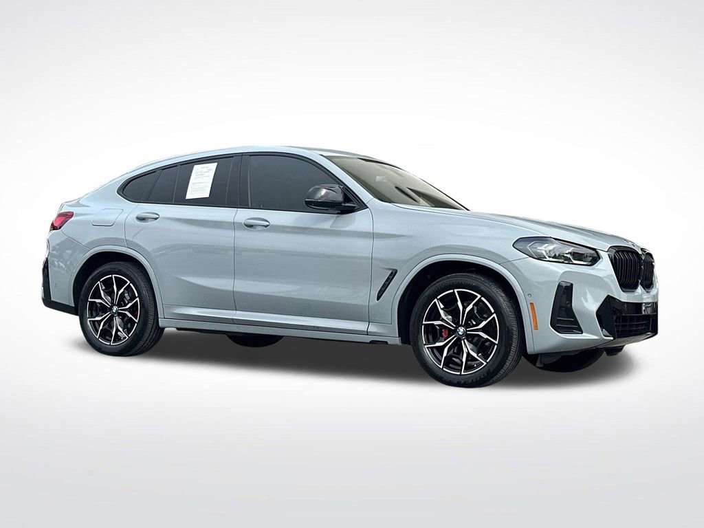 Used 2024 BMW X4 M40i w/ Premium Package image 10