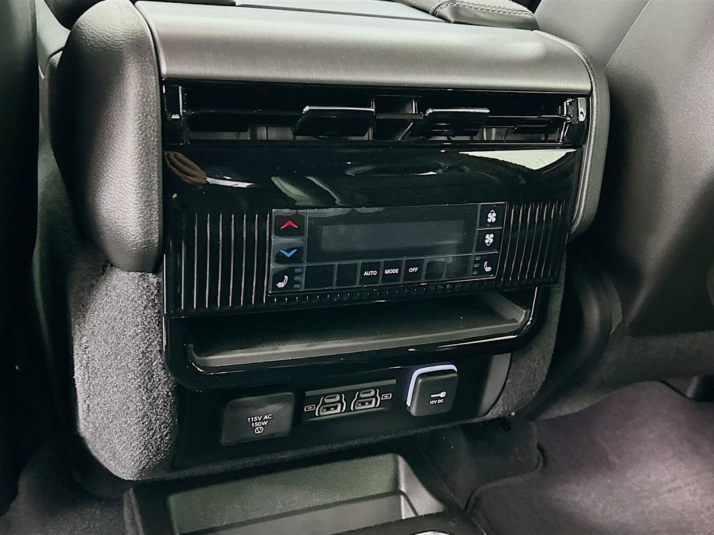 New 2026 Jeep Grand Wagoneer Limited w/ Convenience Group I image 32