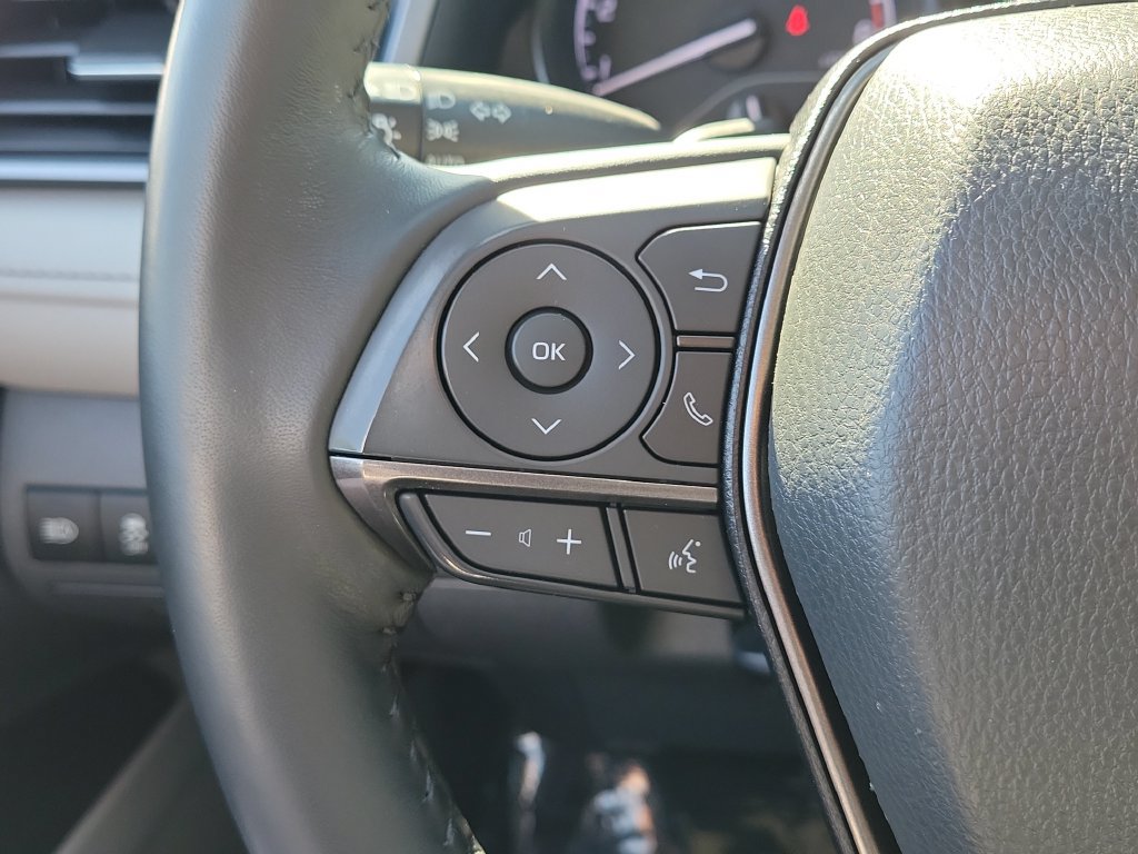Used 2024 Toyota Camry SE w/ Convenience Package FWD image 9