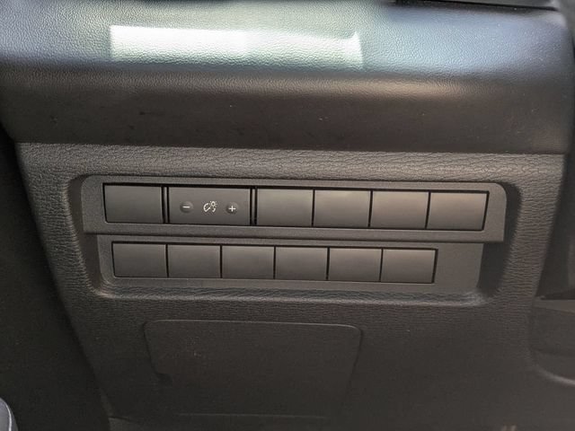 Used 2024 Mitsubishi Outlander ES FWD image 24