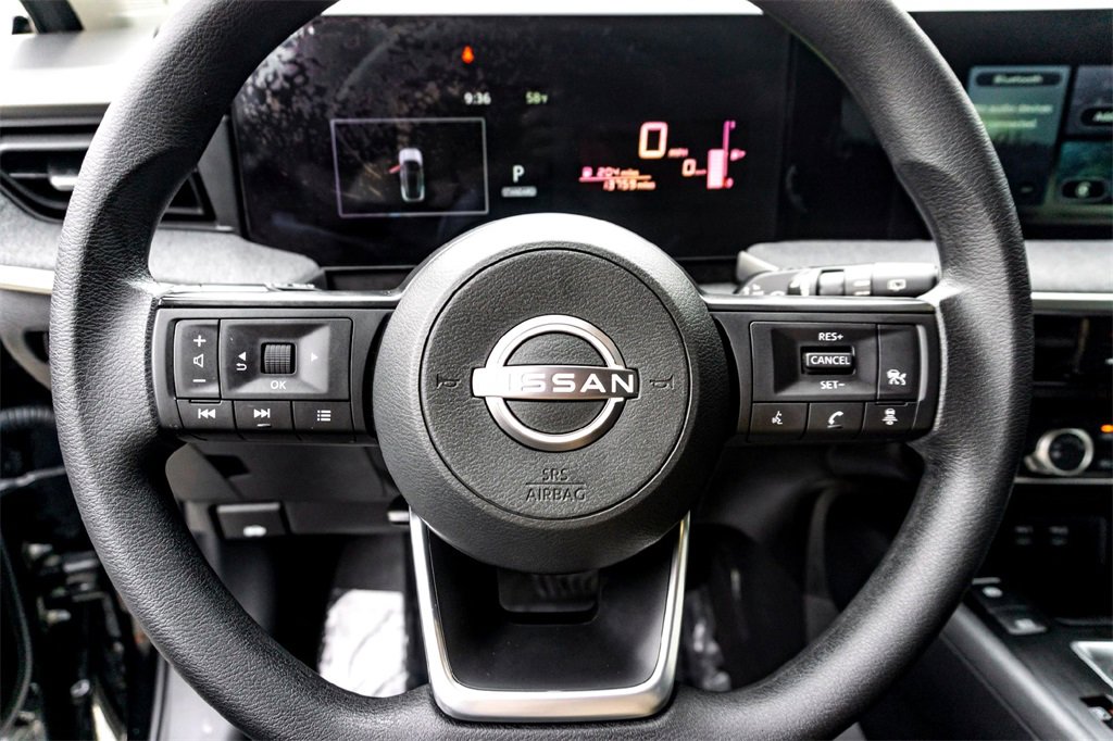 Used 2025 Nissan Kicks SV w/ Interior Electronics Package image 17