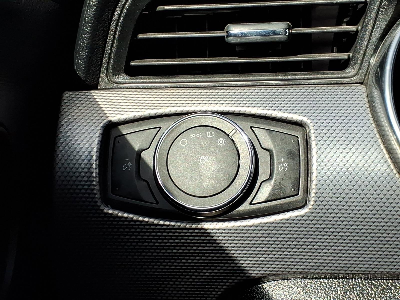 Certified 2020 Ford Mustang Coupe w/ Equipment Group 101A image 19