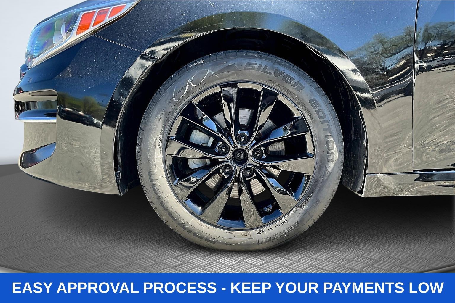 Used 2018 Kia Optima LX w/ 17" Alloy Wheels Package image 39