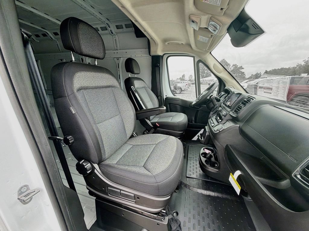 New 2026 RAM ProMaster 2500 w/ Cold Weather Group FWD image 33