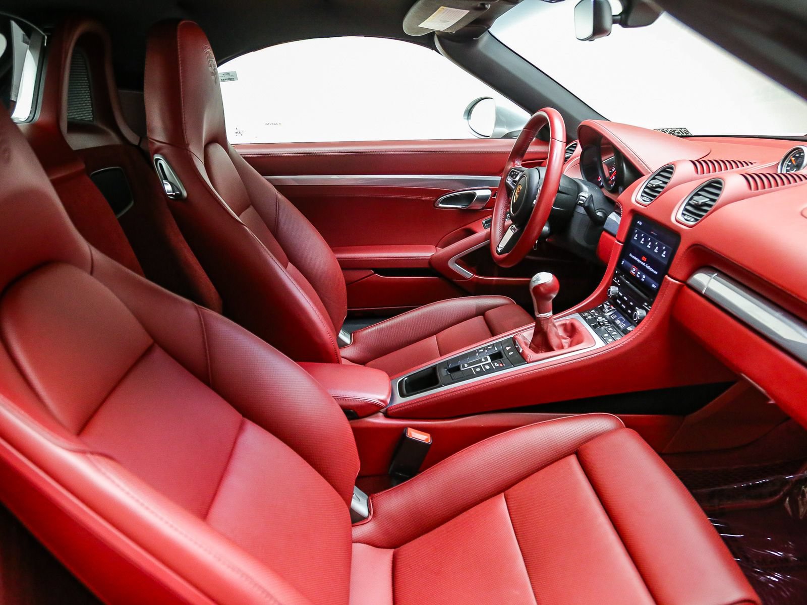 Used 2024 Porsche 718 Boxster GTS RWD image 22