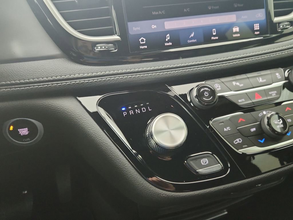 New 2026 Chrysler Pacifica Select AWD/4WD image 28