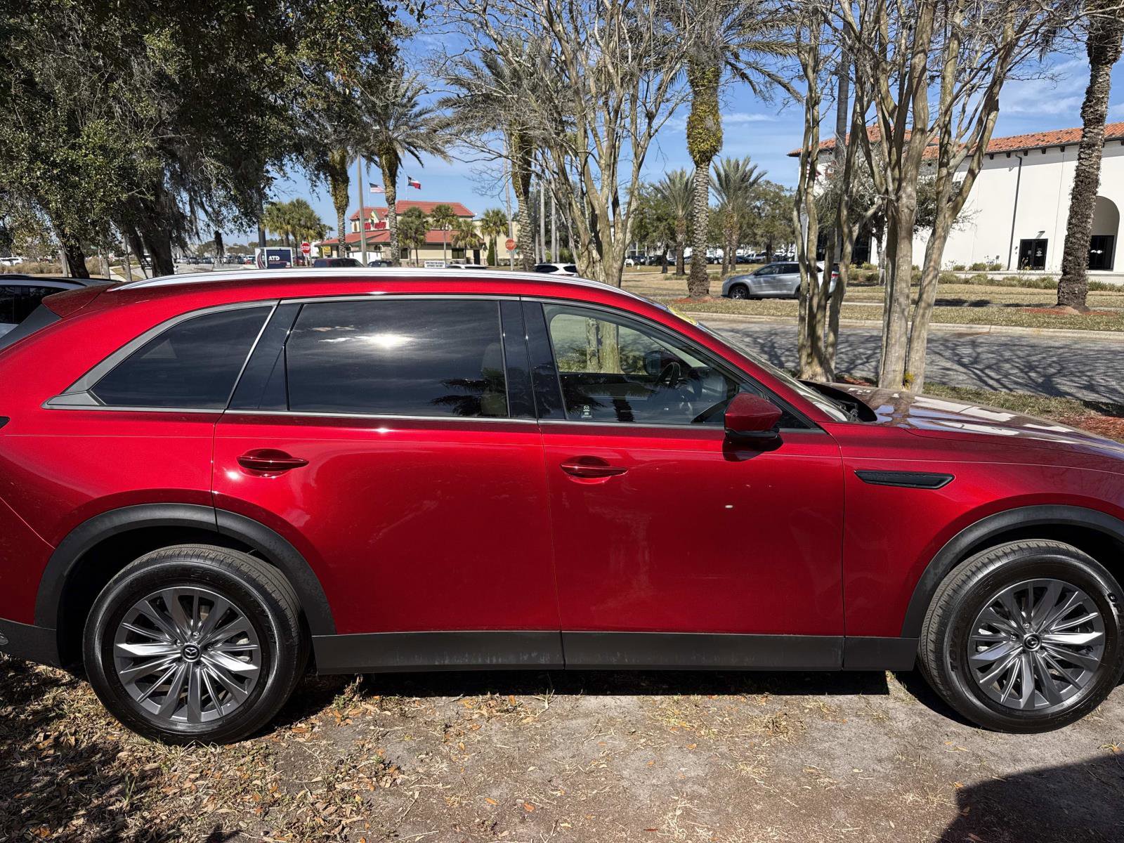 Used 2024 MAZDA CX-90 3.3 Turbo w/ Preferred Package image 4