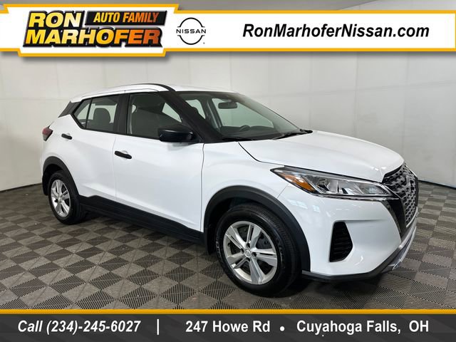 Used 2025 Nissan Kicks Play S image 1