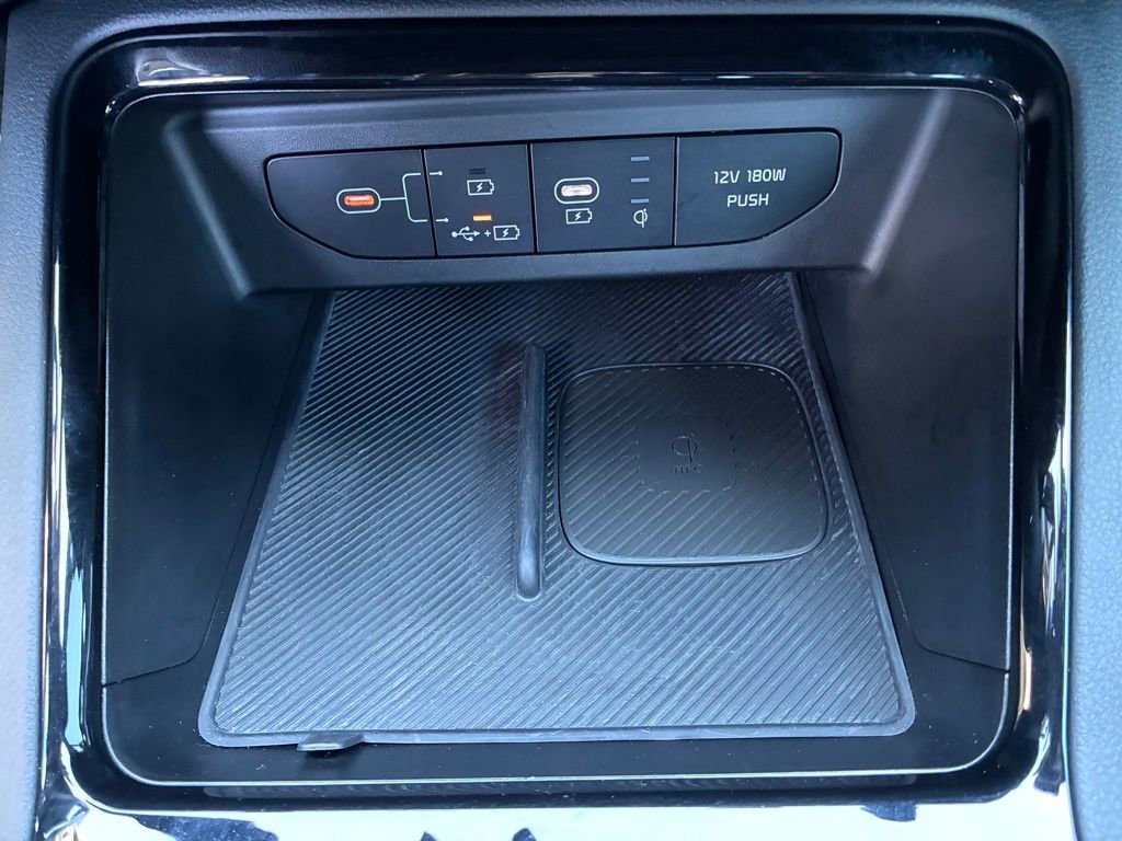 Used 2025 Kia K5 GT w/ GT1 Package FWD image 31