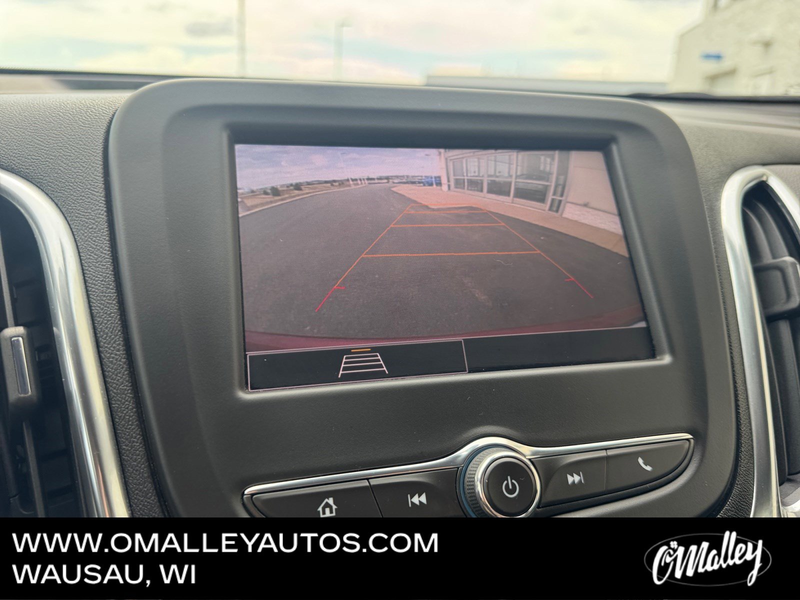 Used 2024 Chevrolet Equinox LT w/ LPO, Floor Liner Package AWD/4WD image 23