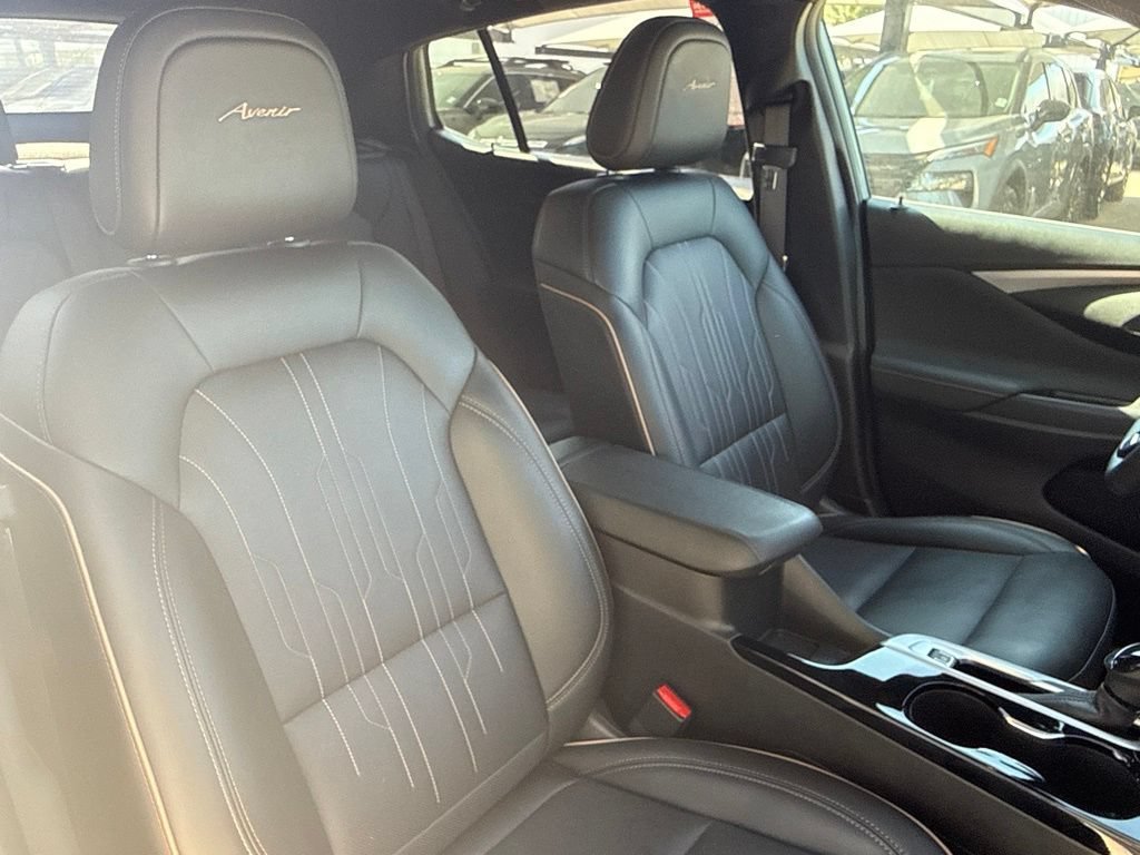 Used 2025 Buick Envista Avenir FWD image 14