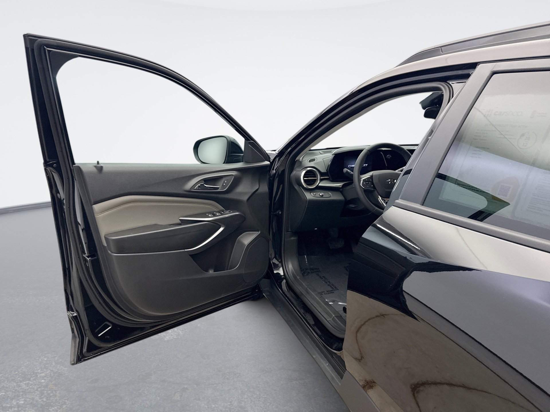 Used 2025 Chevrolet Trax ACTIV w/ Driver Confidence Package image 9