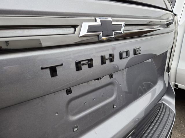 Used 2022 Chevrolet Tahoe Z71 w/ Luxury Package AWD/4WD image 9