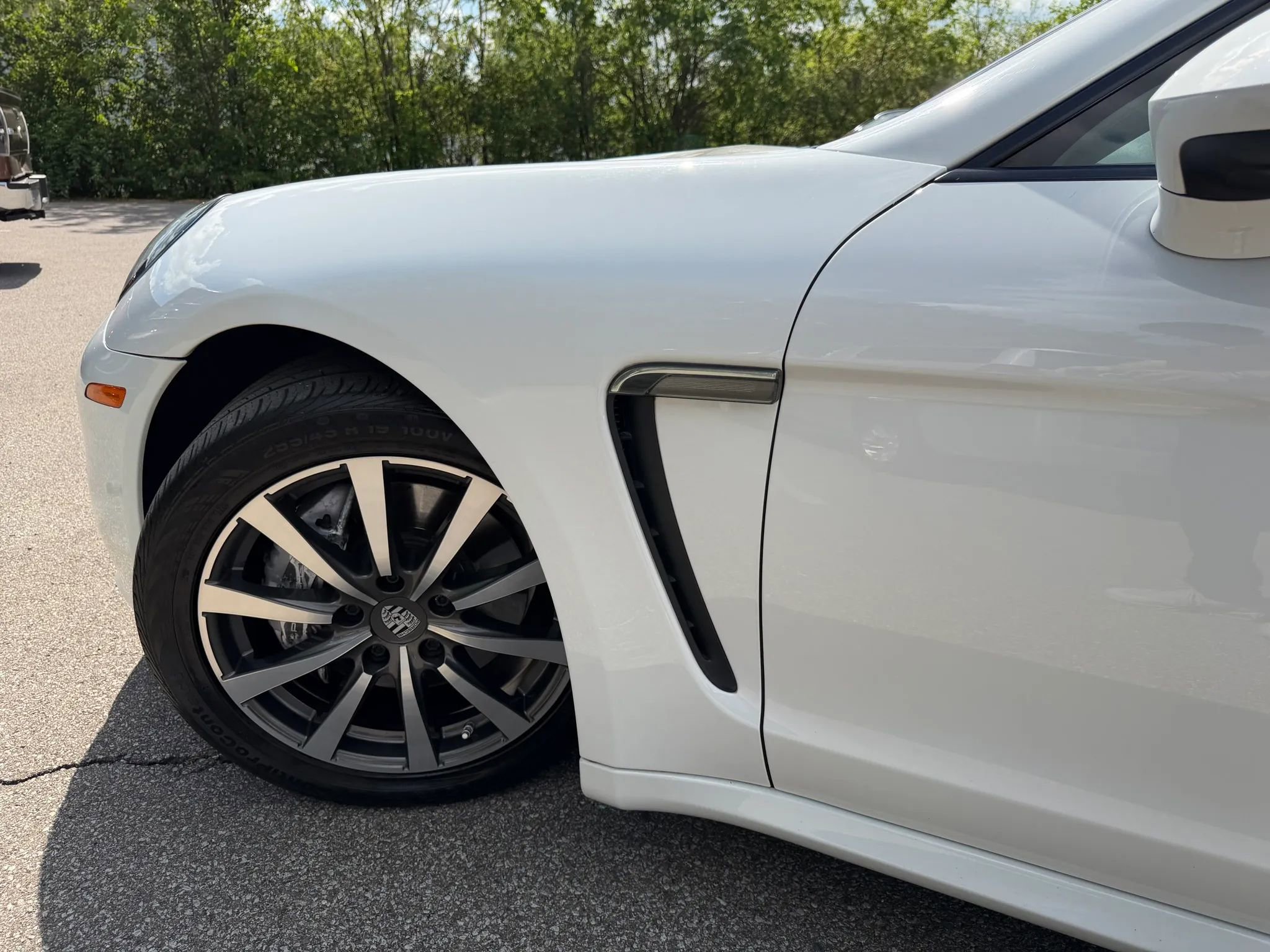 Used 2015 Porsche Panamera w/ Premium Package RWD image 42