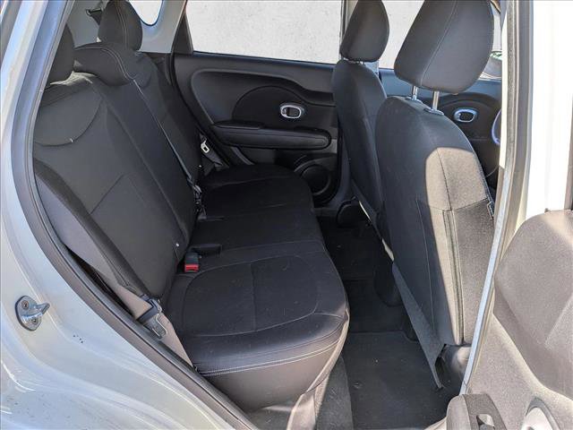 Used 2016 Kia Soul image 17