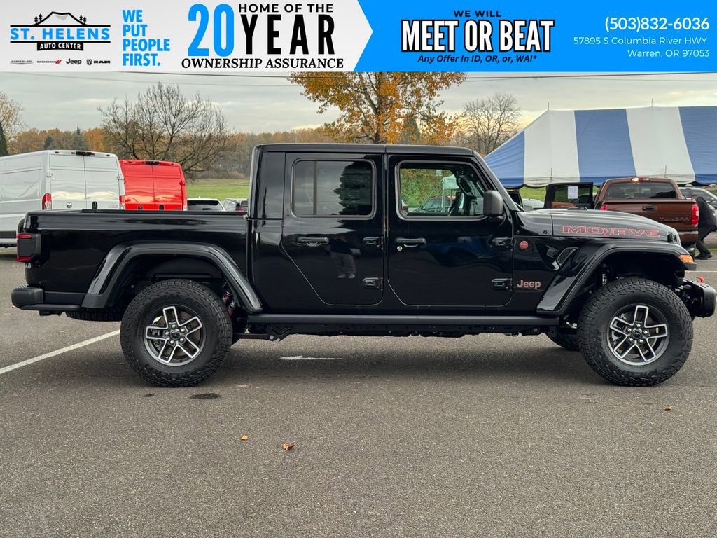 New 2025 Jeep Gladiator Mojave image 10