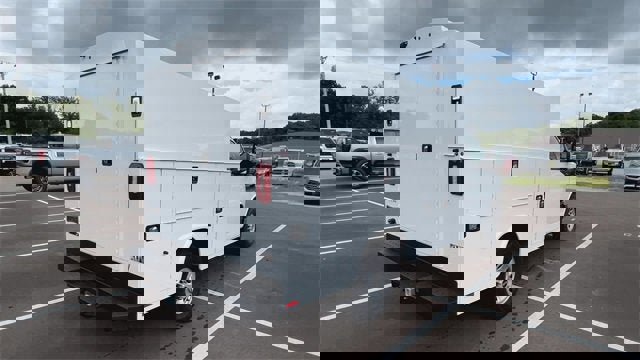 New 2025 GMC Savana 3500 w/ Power Convenience Package image 8