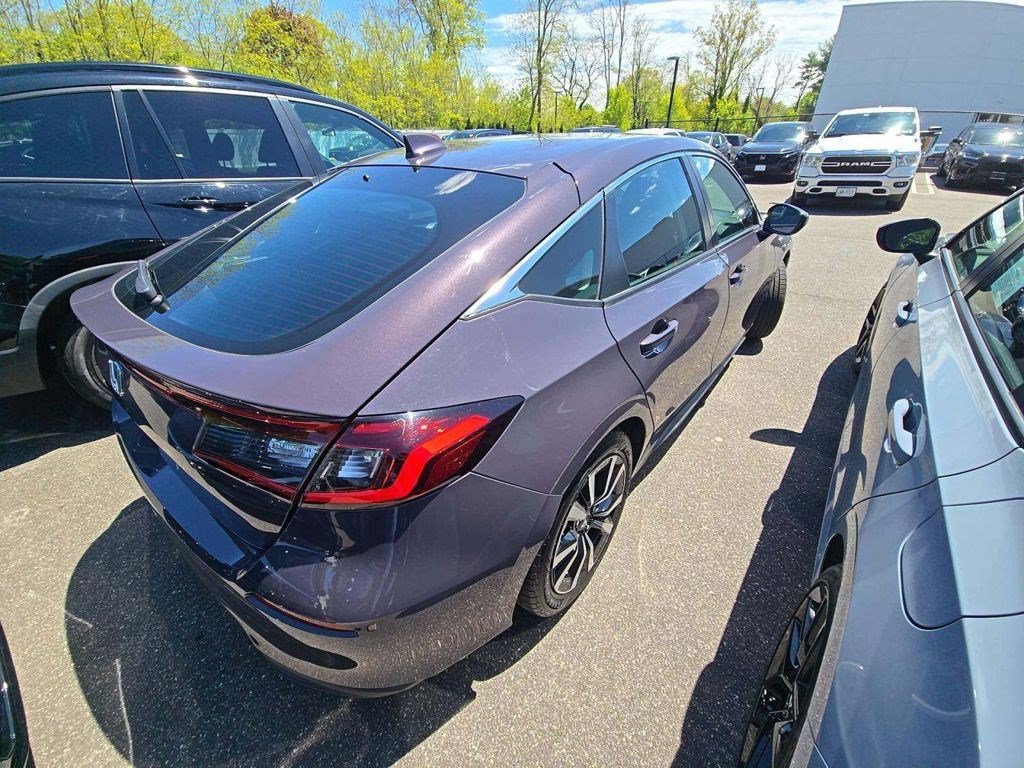 Used 2023 Honda Civic EX-L image 3