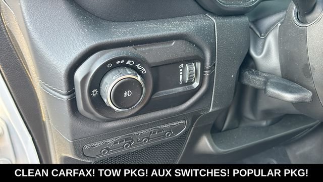 Used 2026 Jeep Wrangler Unlimited Sahara AWD/4WD image 10