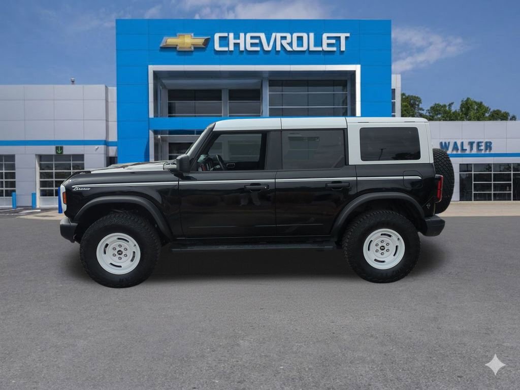 Used 2024 Ford Bronco Heritage Edition image 2