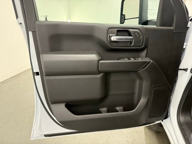 New 2026 GMC Sierra 3500 Pro w/ Convenience Package image 12