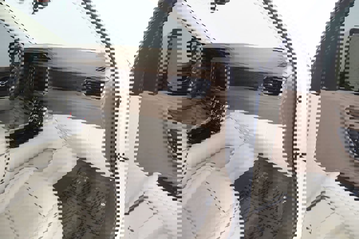 Used 2022 GMC Yukon Denali w/ Denali Premium Package image 44