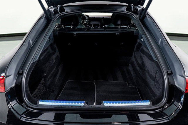 Used 2022 Mercedes-Benz EQS 580 4MATIC Sedan image 59