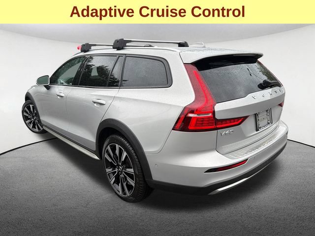 Used 2025 Volvo V60 B5 Cross Country Ultra w/ Protection Package Premier AWD/4WD image 10
