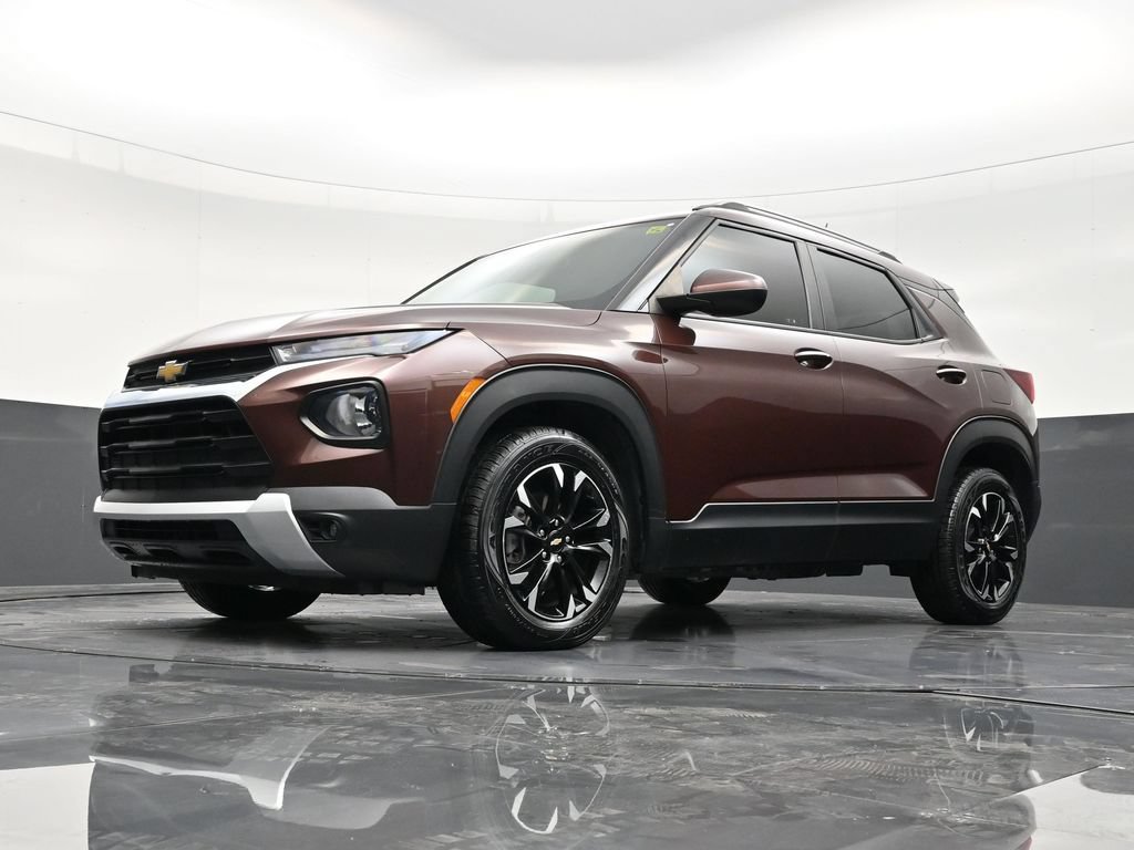 Used 2022 Chevrolet TrailBlazer LT FWD image 21
