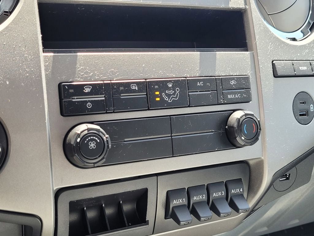 New 2025 Ford F650 2WD Regular Cab Super Duty image 20