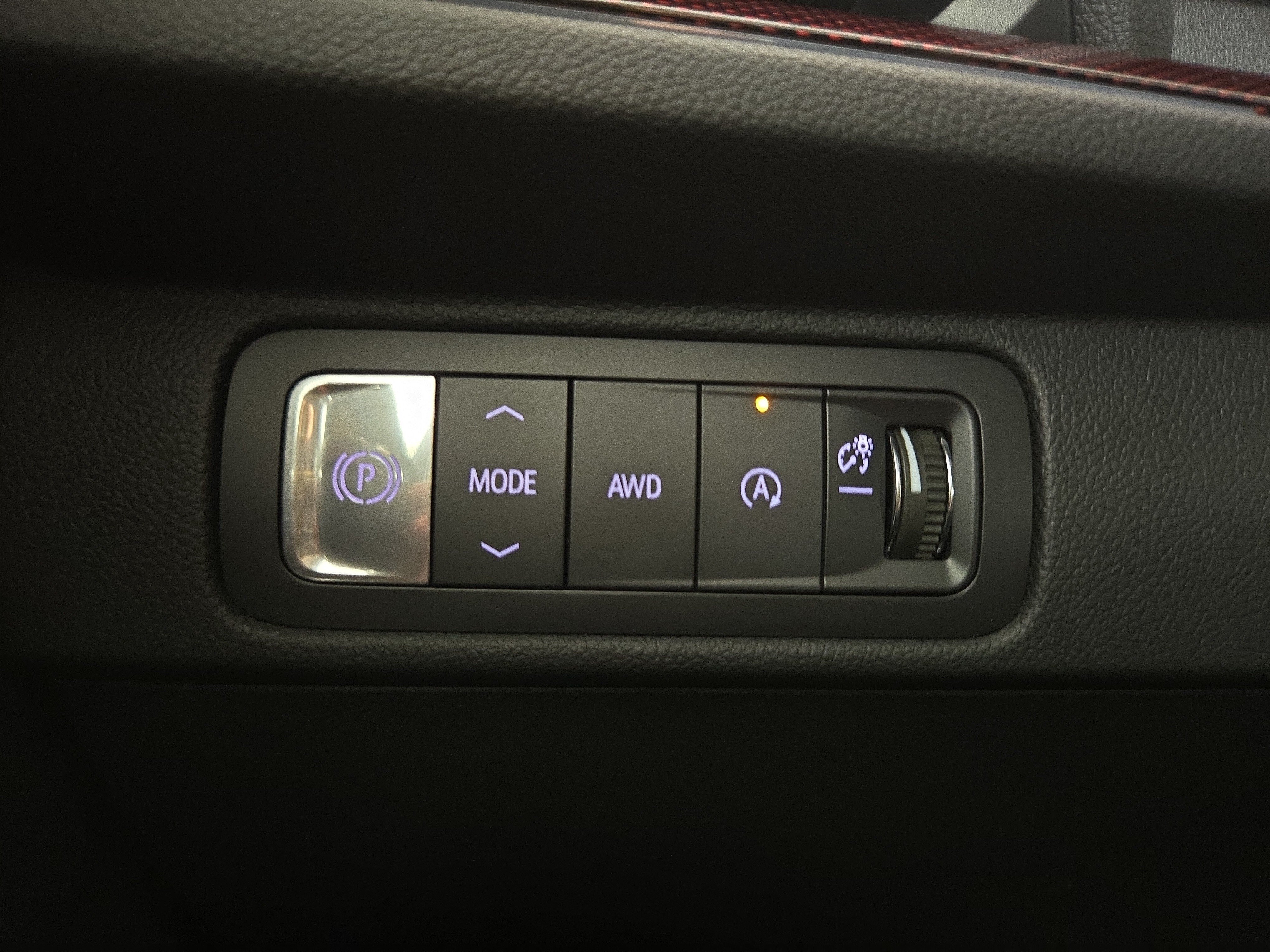 Certified 2025 Chevrolet Traverse Z71 w/ Driver Confidence Package AWD/4WD image 27